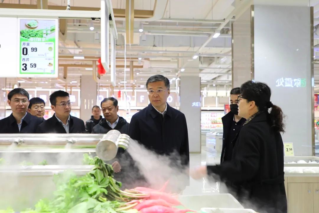 市委常委张震海带队调研重点项目，为何这家酒店项目备受关注？  第2张