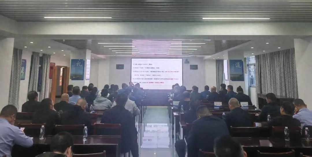 厦门海洋执法支队如何一月一训，让执法能力飙升？专家授课揭秘