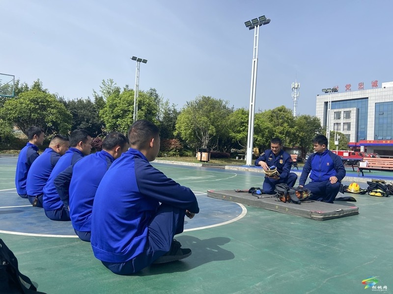 乡镇消防员3天封闭训练，战斗力飙升！你猜他们经历了什么？  第5张
