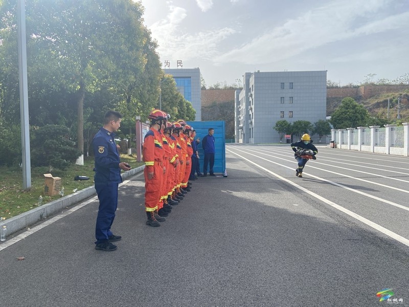 乡镇消防员3天封闭训练，战斗力飙升！你猜他们经历了什么？  第7张