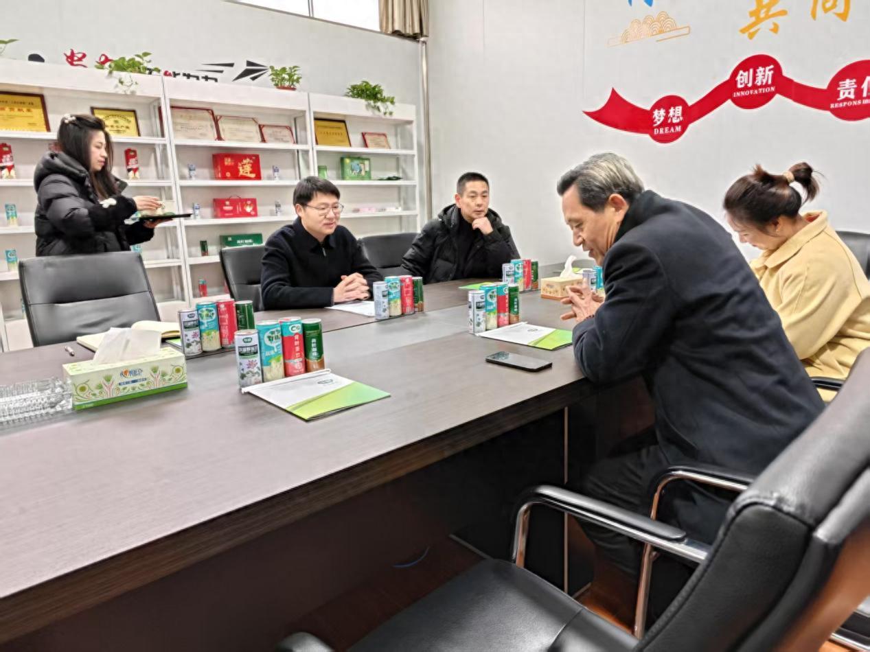 洪湖市政务服务改革获企业点赞！三大期待能否引领服务升级？  第1张