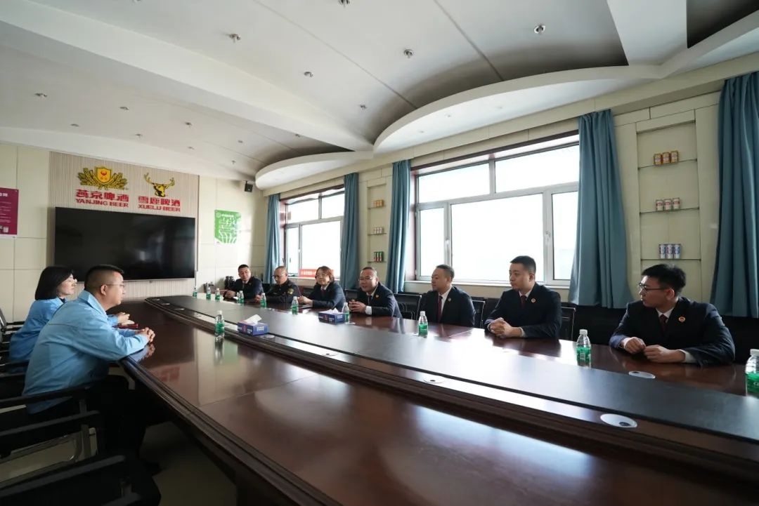 包头检察走进燕京啤酒，食品安全防线如何筑牢？  第3张