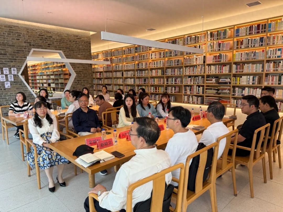 铜仁藏着多少你不知道的精彩故事？这场读书会带你深度揭秘  第1张