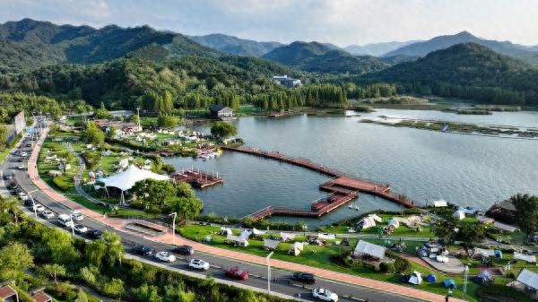 宁波东钱湖旅游爆火！五一吸金5.62亿，发展密码究竟是什么？