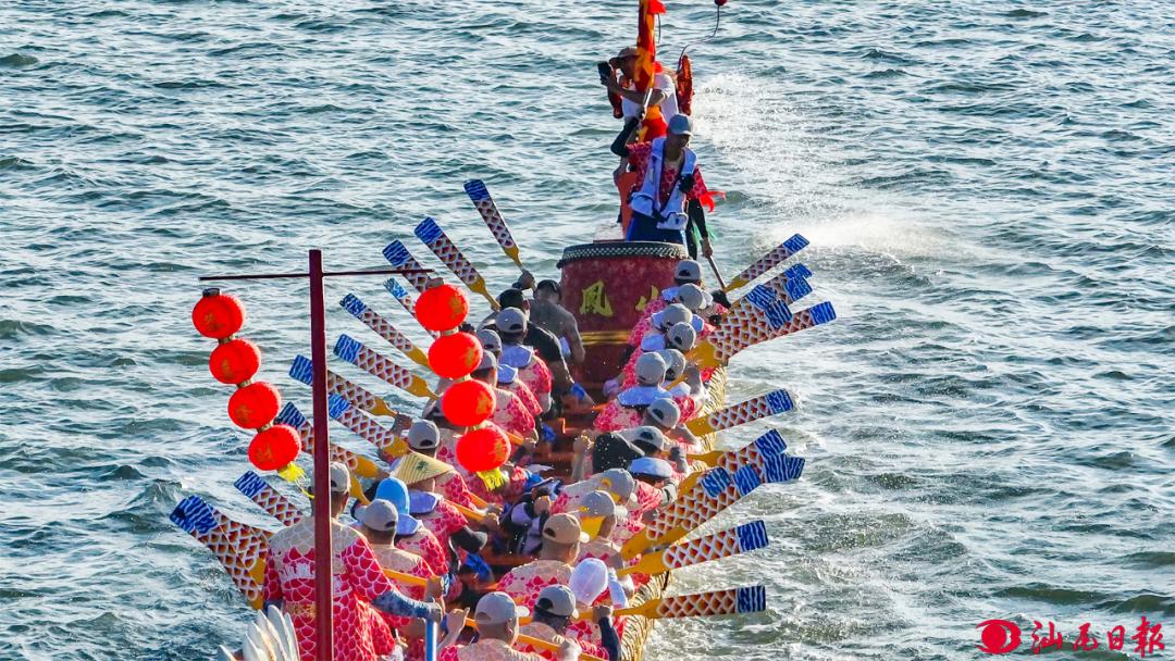 端午佳节临近！城区品清湖十余支队伍能否在龙舟赛中劈波斩浪？  第2张