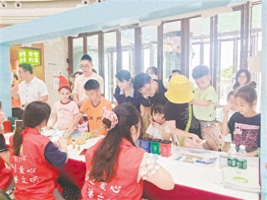江门垃圾分类宣传周启幕！青少年在其中扮演啥关键角色？
