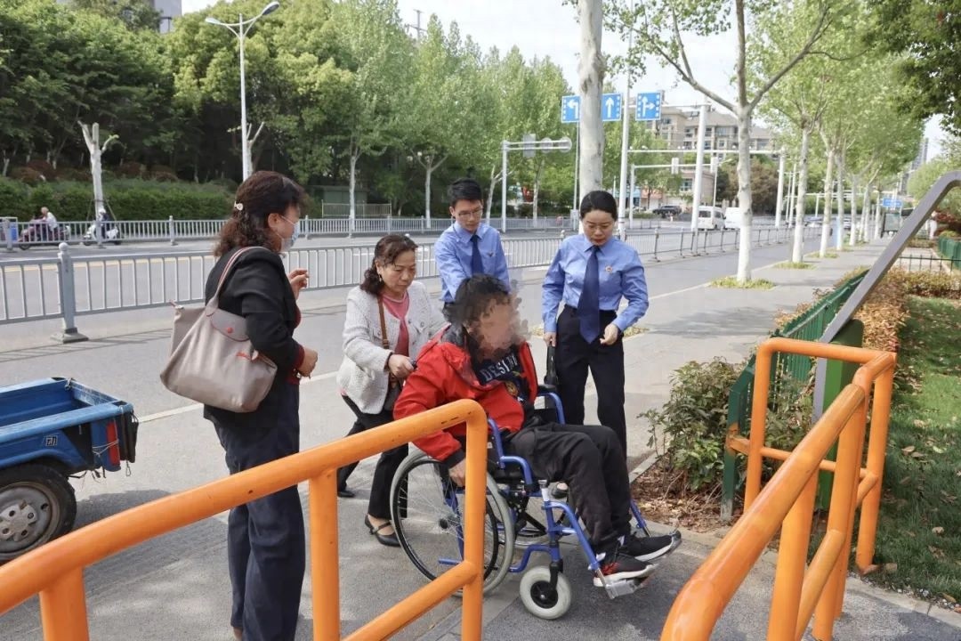 全国助残日！镇江京口区检察院回访，公园无障碍设施改善了？