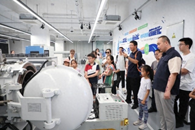 中科院宁波材料所举办 2025 年公众科学日，800 人参与？核知识科普引关注  第1张