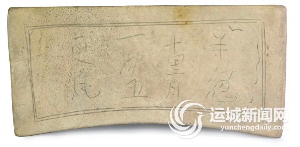 元代白瓷开光诗文瓷枕？承载古人诗心的避暑神器你了解吗