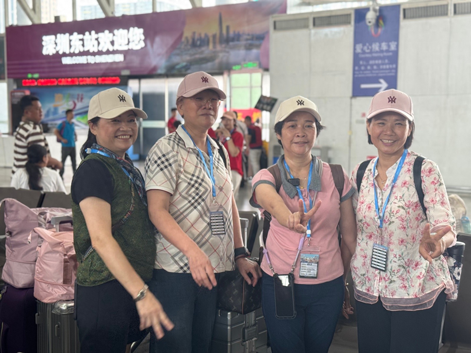 深圳首趟老年旅游专列开行！416名老人13天慢旅深游，咋做到的？