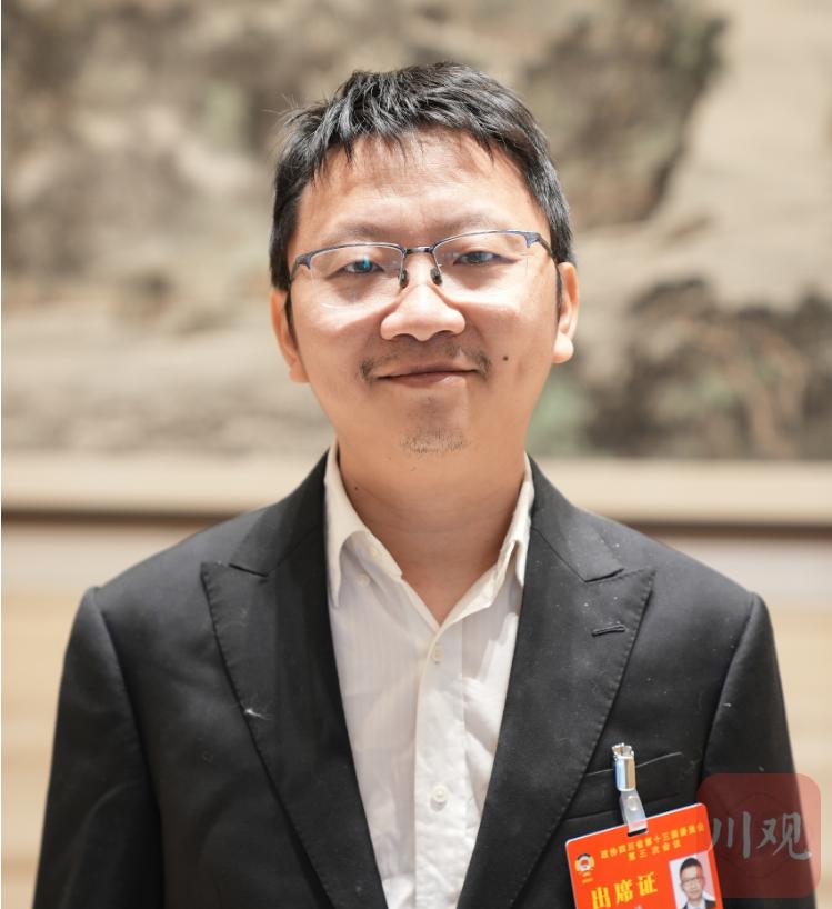 从大数据先驱到科普先锋，周涛如何用40场讲座点燃科学梦想？  第2张