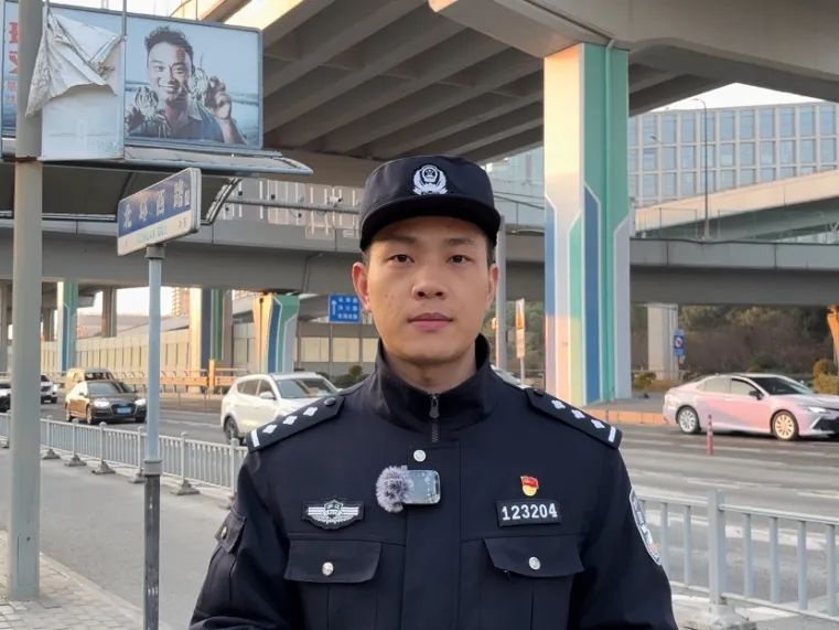 北环西路江北大道路口优化调整，为何工作日高峰仍拥堵？  第4张