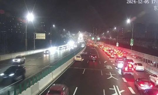 北环西路江北大道路口优化调整，为何工作日高峰仍拥堵？  第8张