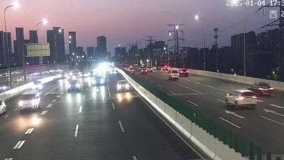 北环西路江北大道路口优化调整，为何工作日高峰仍拥堵？  第9张