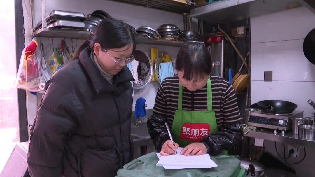松阳县餐饮店为何频频违规？餐厨垃圾整治行动曝光惊人内幕  第2张