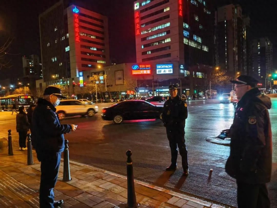春节前夕，永定路街道如何确保市民安全祥和？全面夜查行动揭秘  第1张
