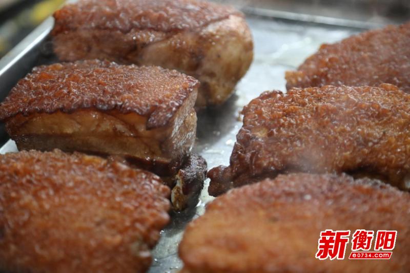 衡山年夜饭的秘密武器！你知道‘无头碗，不成席’的硬菜是什么吗？  第2张