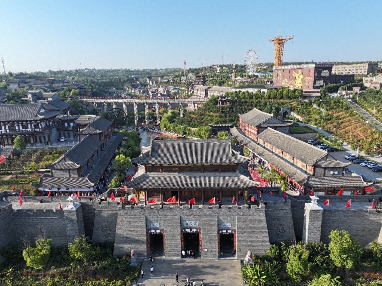 洛阳龙凤山古镇春节庙会重磅升级！30多场主题演艺全天候，你准备好红红火火过大年了吗？
