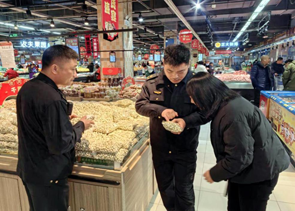 春节餐桌安全谁来守护？香河县市场监管局全面出击，确保每一口都放心  第1张