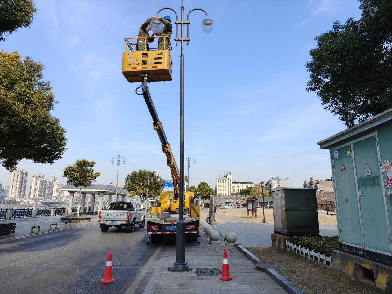 襄阳如何用灯光点亮市民的幸福生活？揭秘城市夜景背后的故事  第2张