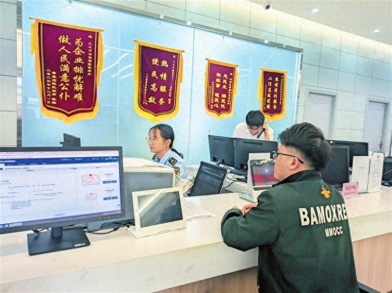 三亚新举措让企业办事效率飙升，你还在为繁琐流程烦恼吗？
