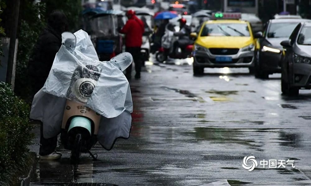 南方阴雨连绵，太阳为何‘罢工’？流浪太阳何时回归？