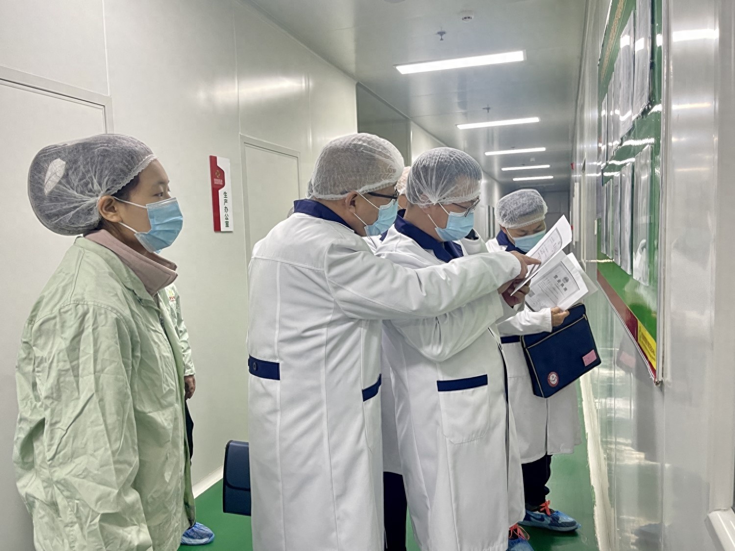 春季开学第一餐，如何确保舌尖上的安全？市监局的全面检查揭秘  第1张