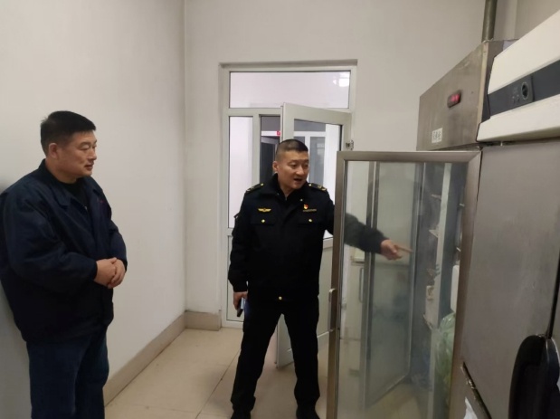 吉林娃哈哈启力饮料有限公司食堂被查出这些问题,你还能放心喝吗? 第2张 吉林娃哈哈启力饮料有限公司食堂被查出这些问题,你还能放心喝吗? 第2张