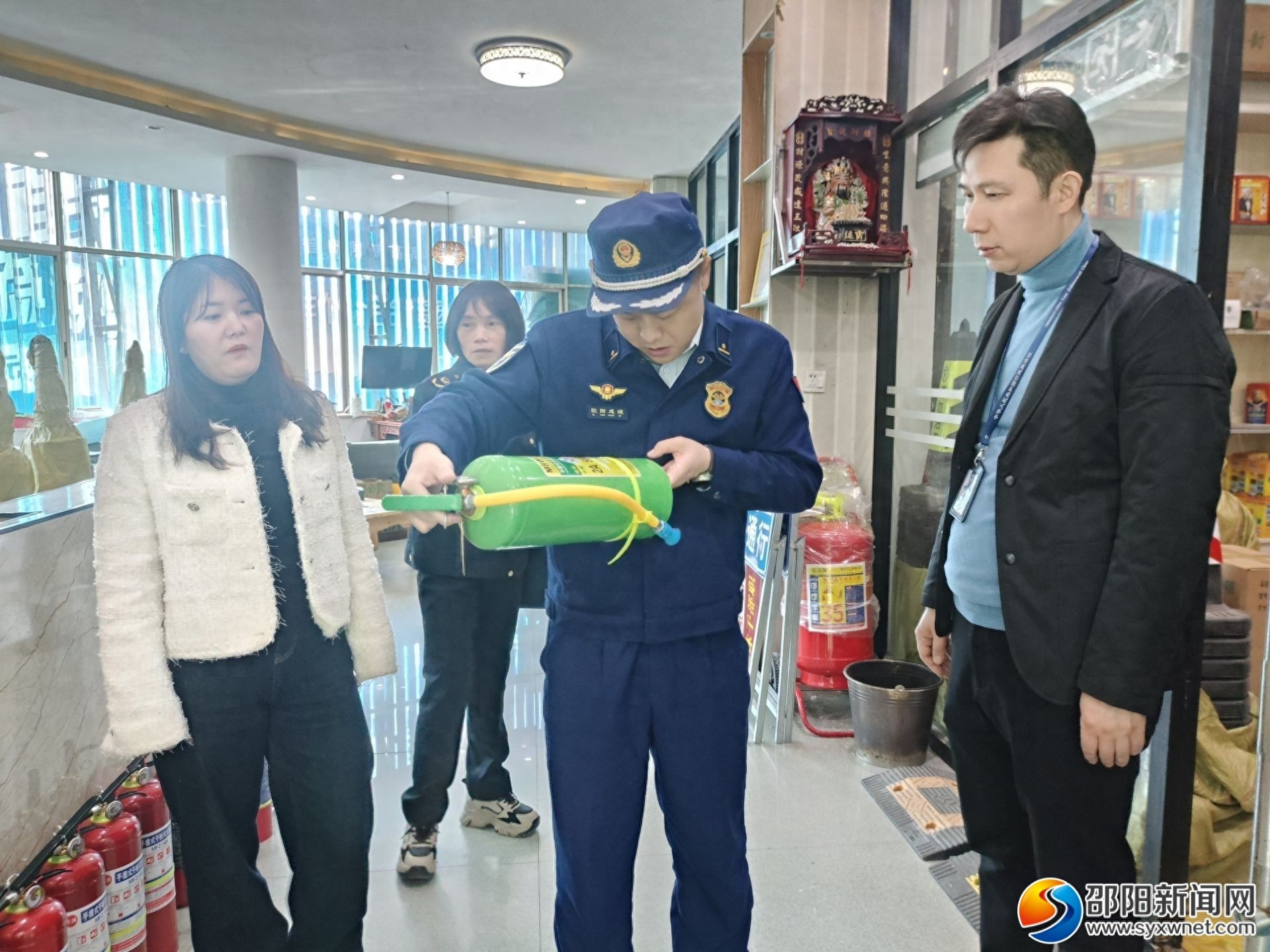 新宁县如何联手多部门筑牢消防产品防火墙？揭秘专项检查背后的故事