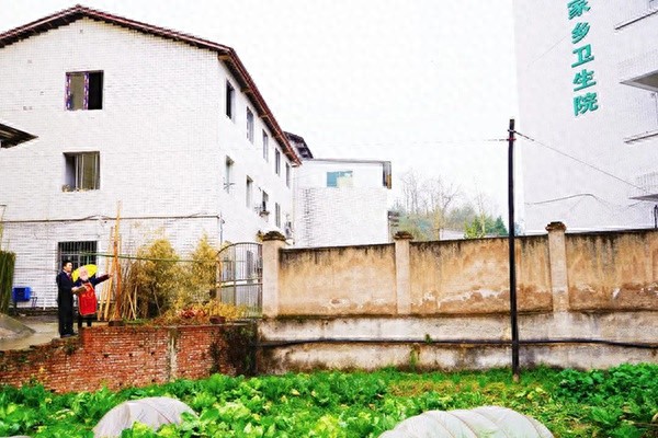 阳光被挡,庄稼减产!大竹县村民如何用法律捍卫自己的权益? 第1张 阳光被挡,庄稼减产!大竹县村民如何用法律捍卫自己的权益? 第1张