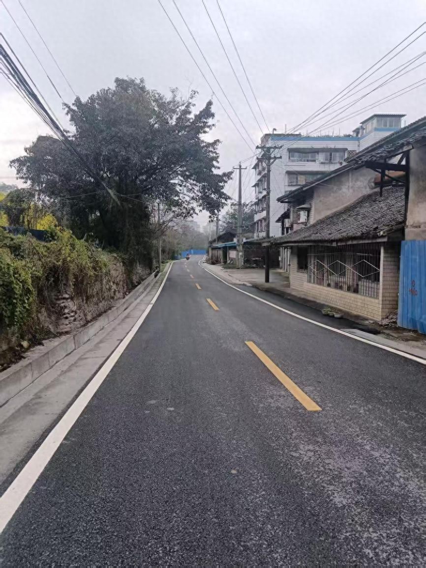 曾经的颠簸路闹心路，如今焕然一新！你猜它经历了什么蜕变？  第1张