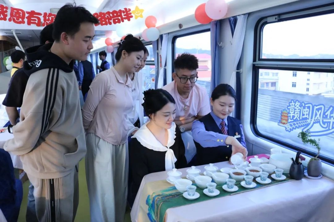 赣闽风华号旅游列车来了！周末夜行日游，你准备好了吗？  第9张