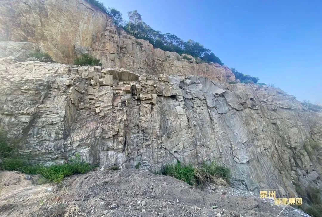 泉州观音山废弃矿坑如何变身16万平方米生态屏障？  第3张
