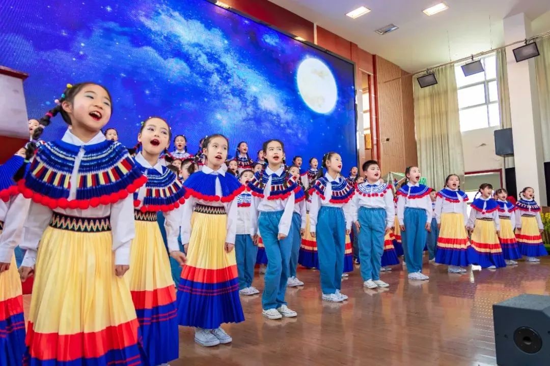 十年辉煌！这个小学红领巾小记者站为何年年获评全国优秀？  第2张