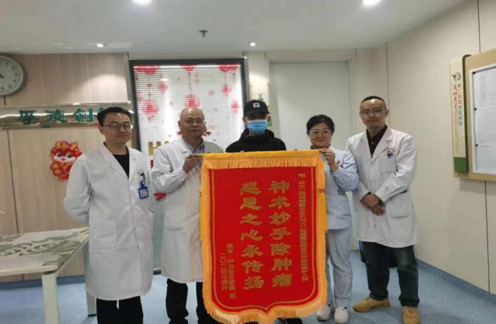 11名医疗专家下沉县级医院，为何赢得百姓一致认可？  第5张