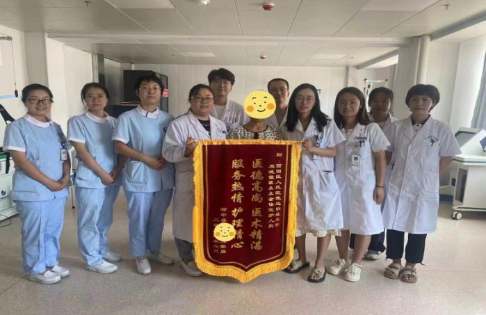 11名医疗专家下沉县级医院，为何赢得百姓一致认可？  第6张
