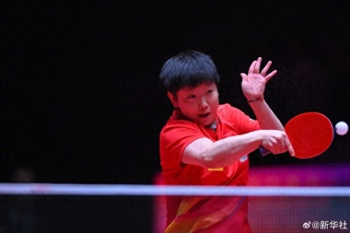 孙颖莎4比0横扫新星蒯曼卫冕世界杯！中国女乒为何能连续六届包揽冠亚军？  第1张
