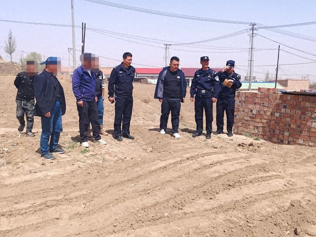 春耕时节纠纷多！警察同志如何巧妙化解土地矛盾赢得民心？