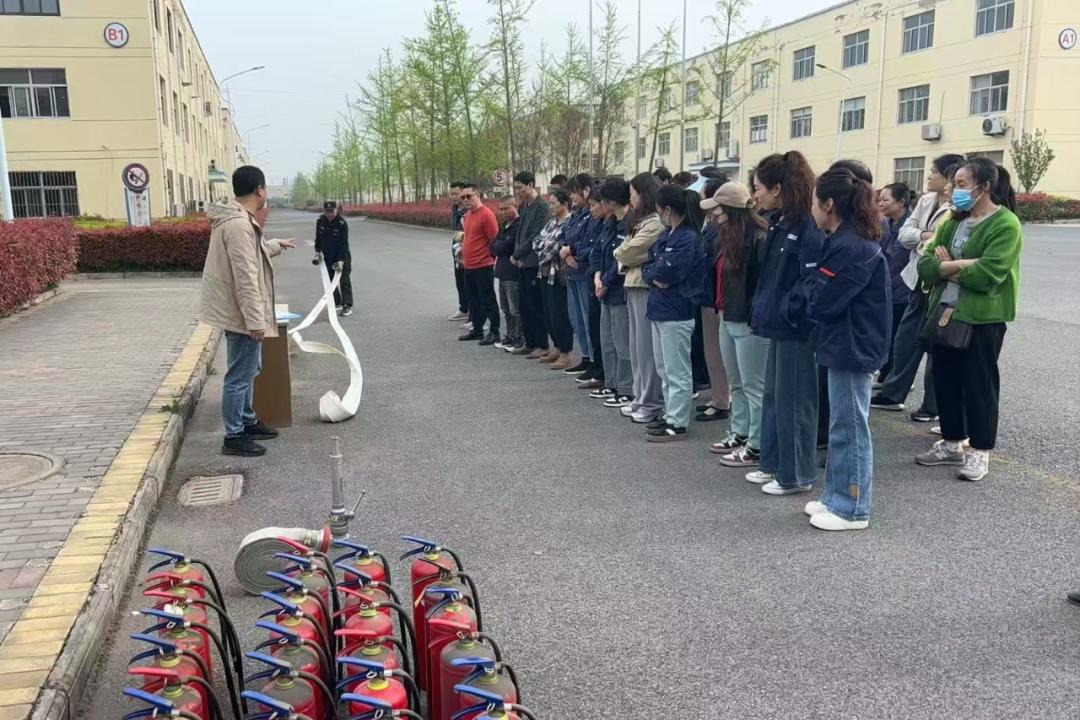 突发火情仅两分钟全部安全撤离？这家纺织企业的应急演练绝了  第3张