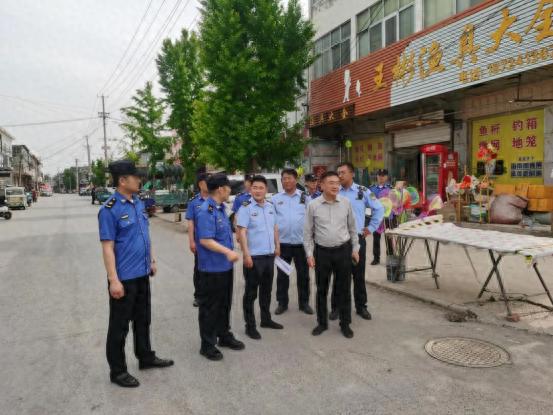 邳州市城管局开展流动摊贩整治行动！重点在哪？如何实施？  第1张