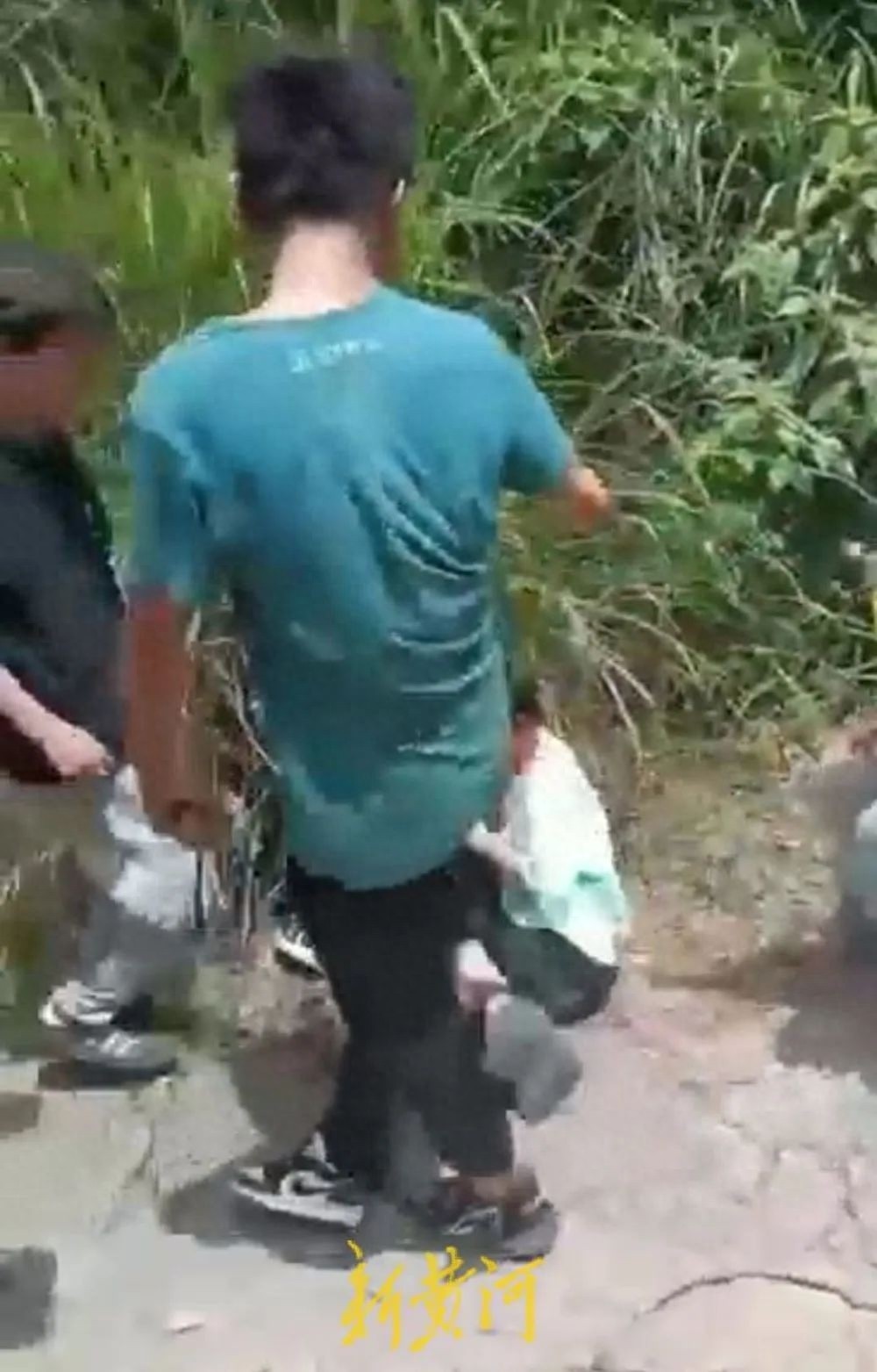 男童遭群殴！打人者究竟为何如此狠辣？处理结果令人唏嘘