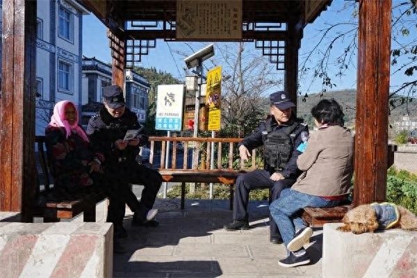昆明西山分局如何通过评价回访提升群众安全感？揭秘背后的高效策略  第1张