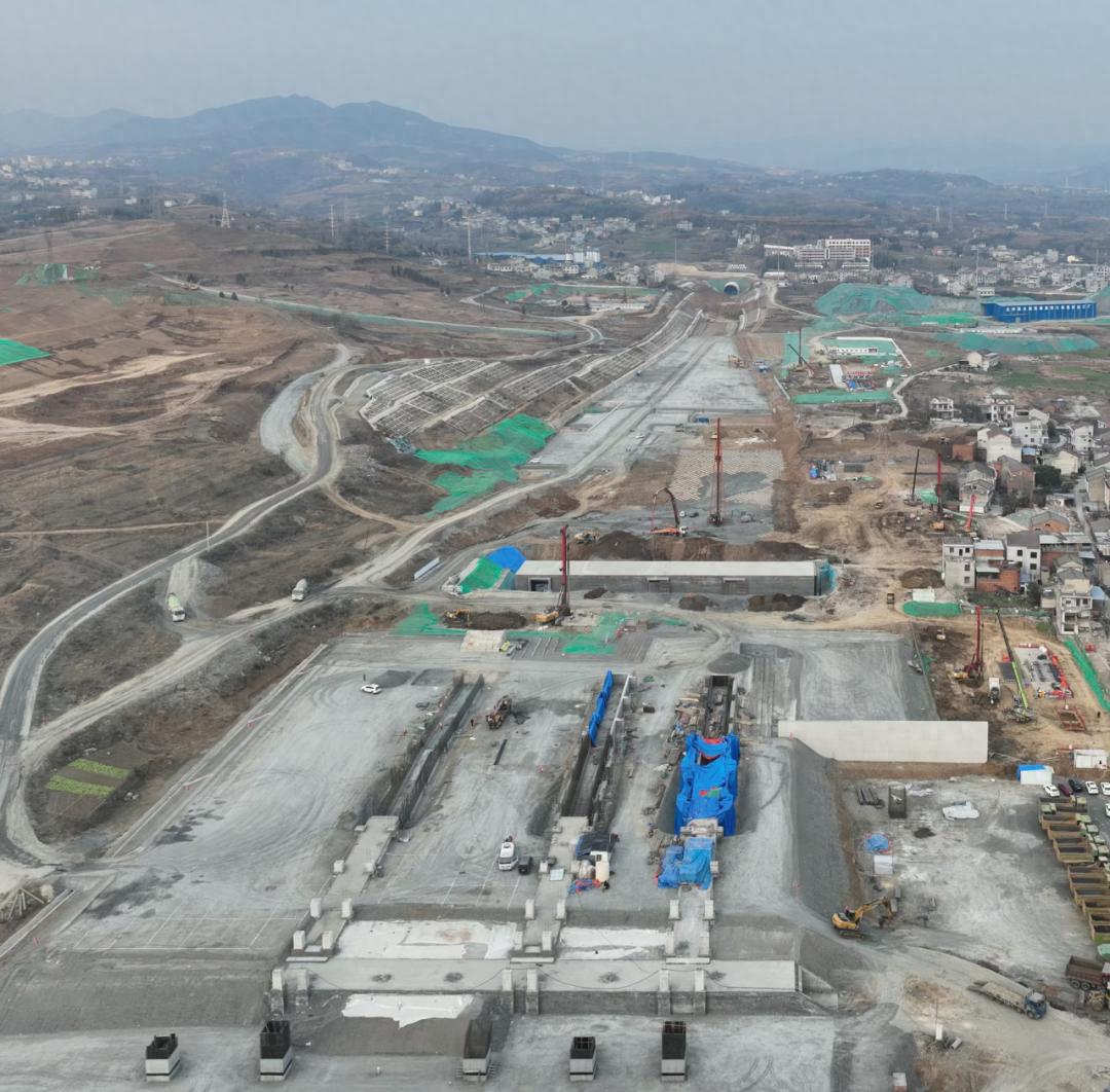 安康西站全面开工！这座3台8线的高铁站房将如何改变你的出行方式？  第1张