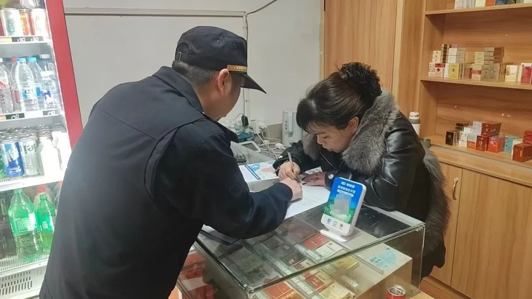 烟花背后的隐患：为何绕城高速封闭范围内禁售禁放？岁末年初，安全与环保如何兼顾？  第3张
