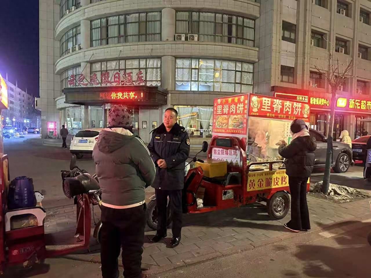 甘州区滨河新区夜间整治大行动！你的小区门口是否也在严查范围？
