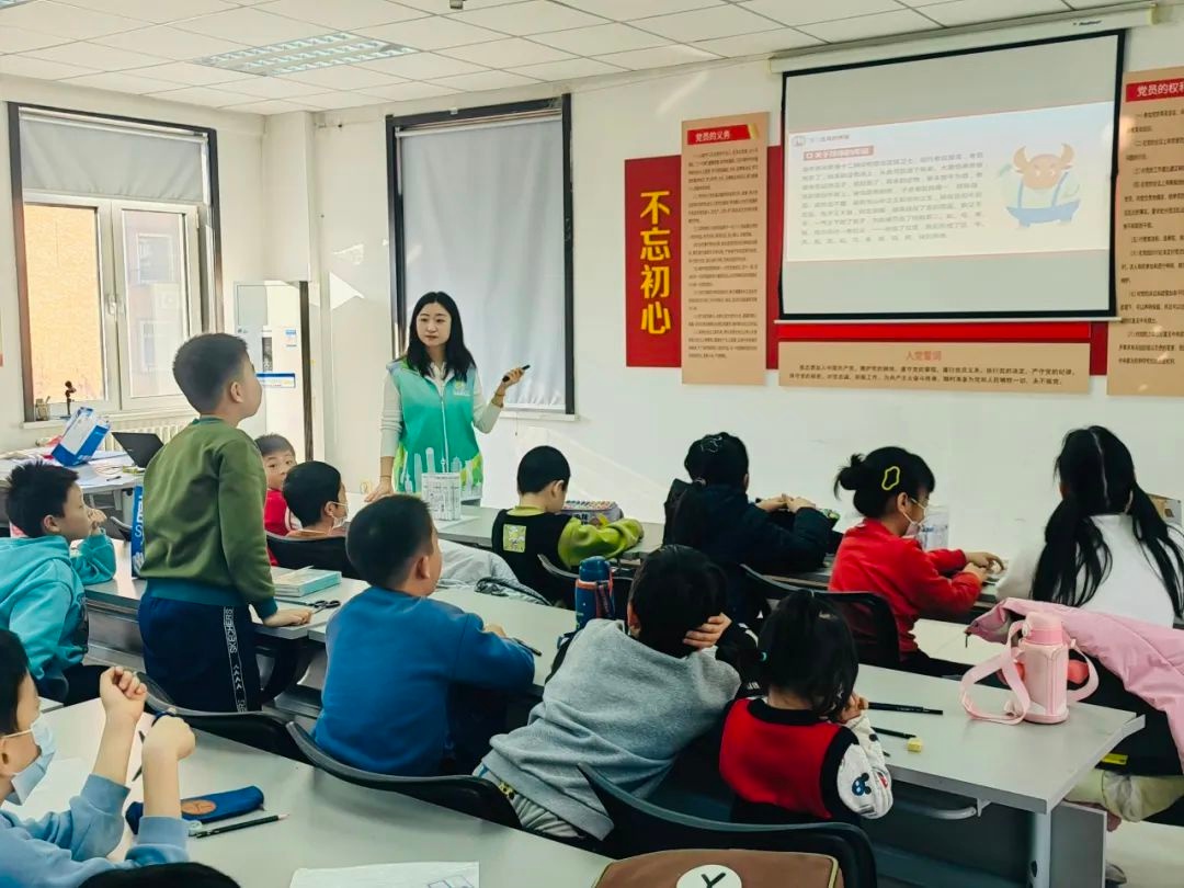 你知道拓印的奥秘吗？东丽区青少年事务社工带你体验非遗美学，共绘幸福年  第11张