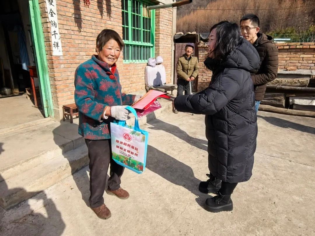 天水市妇联如何让妇女儿童家庭度过一个平安祥和的春节？法润万家活动揭秘  第2张