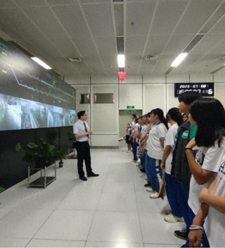 想体验时速140KM的贴地飞行吗？长沙磁浮快线社会实践招募中