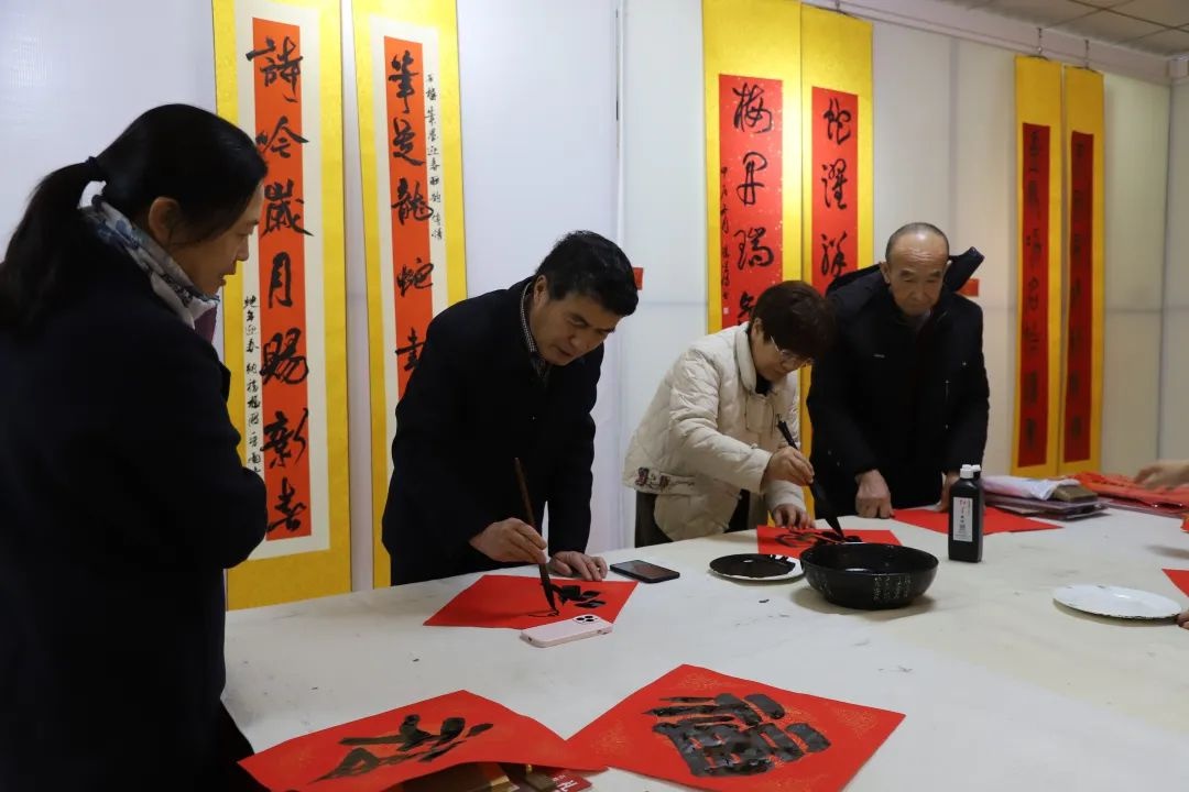 新春佳节，石楼县文联如何用春联展为全县人民送上文化贺礼？  第2张