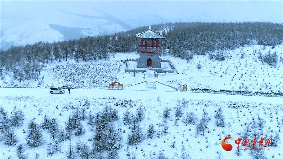春雪中的莲花台，为何美得如此动人心魄？  第3张